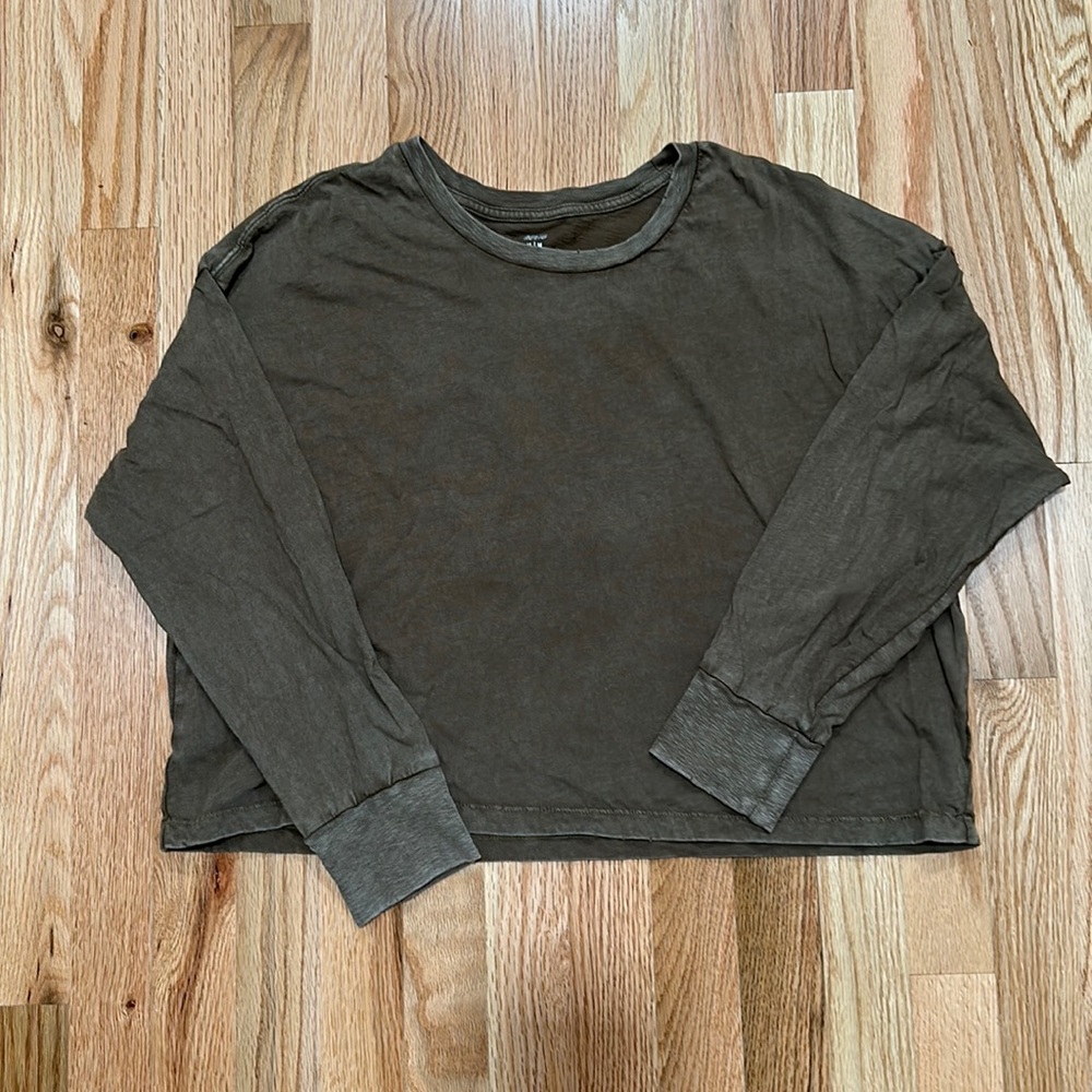 American Eagle Long Sleeve Top